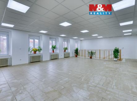 Pronájem obchodní prostor, 183 m²
