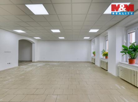 Pronájem obchodní prostor, 183 m²