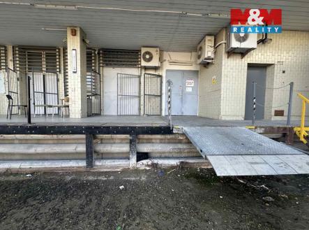 Pronájem obchodní prostor, 2 000 m²