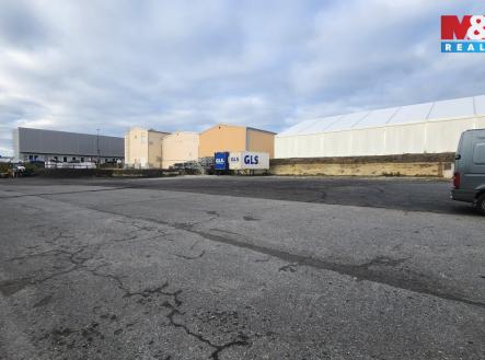 Pronájem pozemku pro komerční výstavbu, 1 300 m²