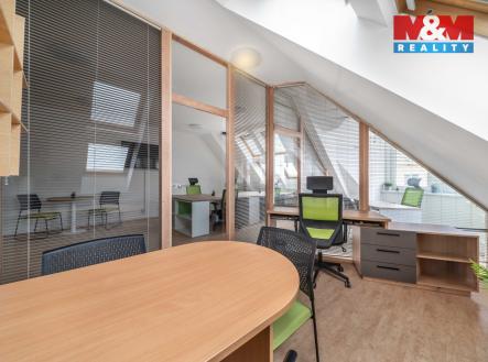 Pronájem kanceláře, 73 m²