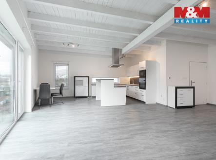 Pronájem bytu, 3+kk, 90 m²