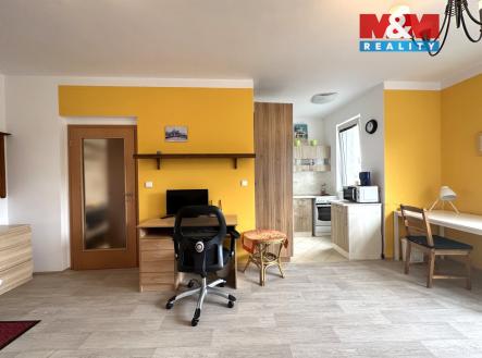 Pronájem bytu, 1+kk, 37 m²