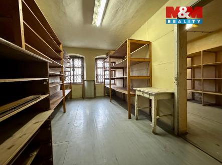 Pronájem obchodní prostor, 100 m²