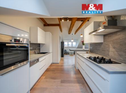 Prodej bytu, 3+kk, 140 m²