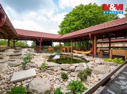 Prodej hotel, 1 500 m²