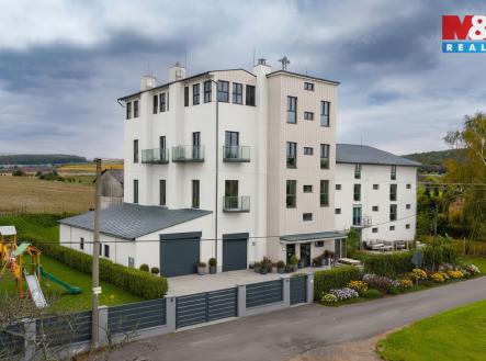 Prodej skladovací prostor, 2 000 m²