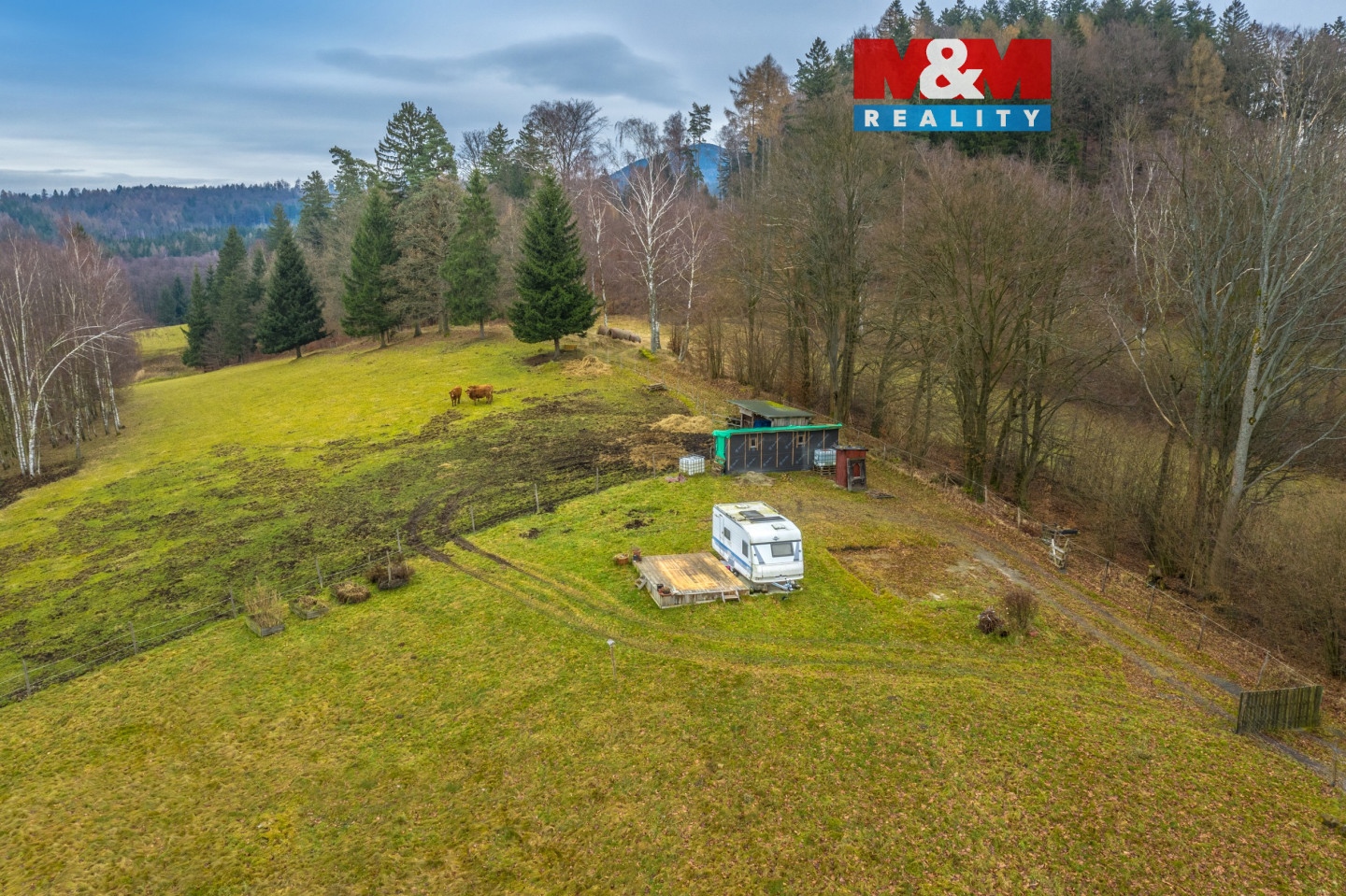 Pohled na pozemek