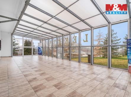 Pronájem obchodní prostor, 181 m²