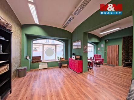 Pronájem obchodní prostor, 57 m²