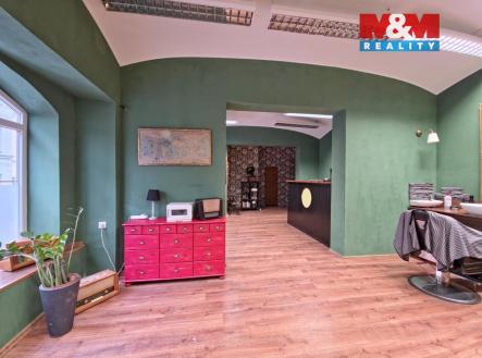 Pronájem obchodní prostor, 57 m²