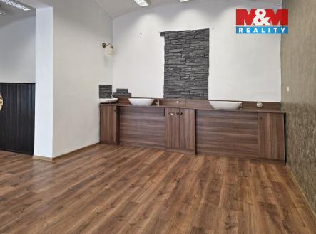 Pronájem obchodní prostor, 57 m²