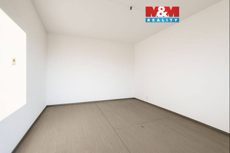 ChatGPT Image 14. 12. 2025 16_34_52.png