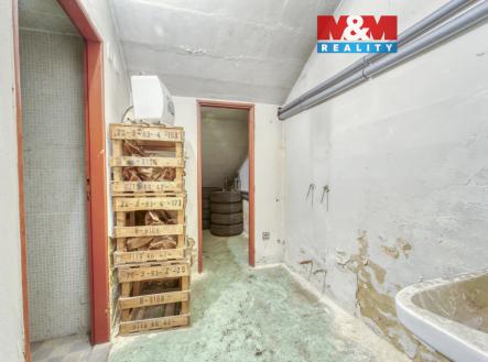 Pronájem skladovací prostor, 70 m²