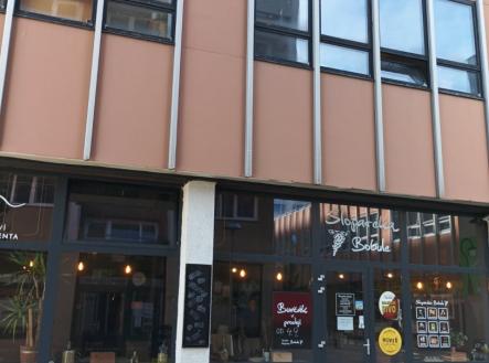 Pronájem obchodní prostor, 180 m²