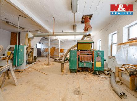 Pronájem výrobní prostor, 450 m²