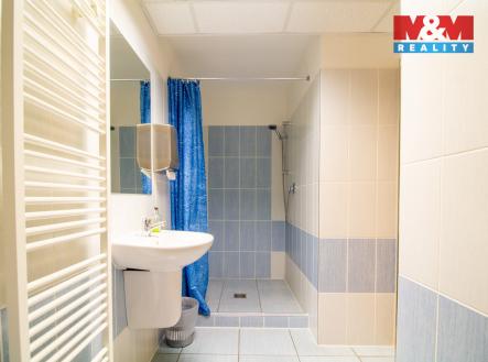 Pronájem kanceláře, 401 m²