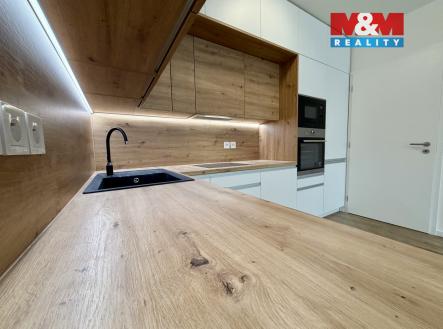 Pronájem bytu, 2+kk, 44 m²