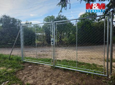 Prodej pozemku pro bydlení, 1 272 m²