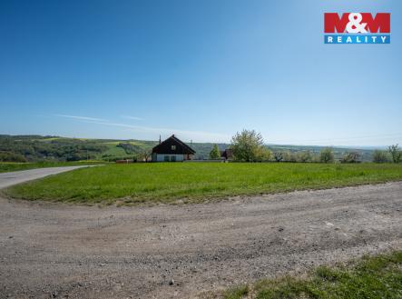 Prodej pozemku pro bydlení, 1 300 m²