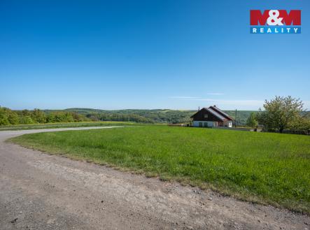 Prodej pozemku pro bydlení, 1 300 m²