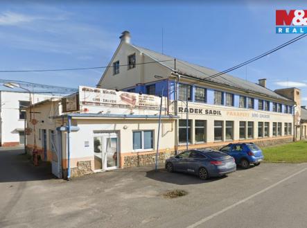 Pronájem obchodní prostor, 360 m²