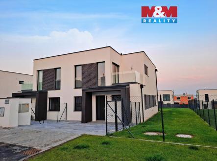 Pronájem domu/vily, 141 m²