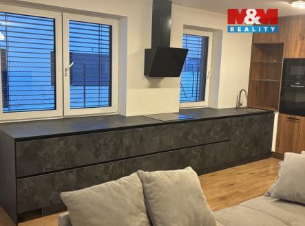 Pronájem domu/vily, 141 m²