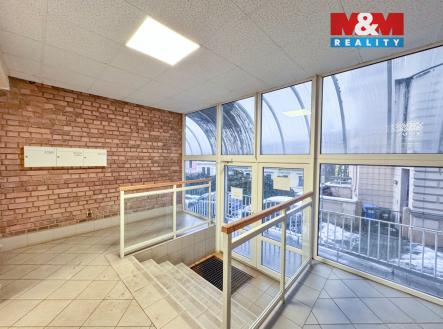 Pronájem kanceláře, 260 m²