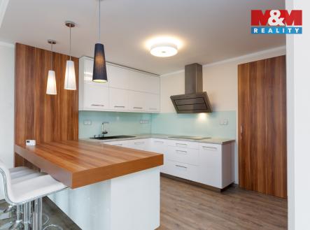 Pronájem domu/vily, 200 m²