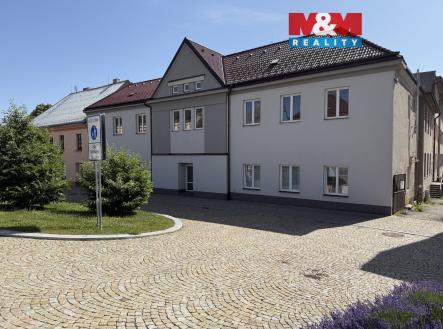 Pronájem obchodní prostor, 260 m²