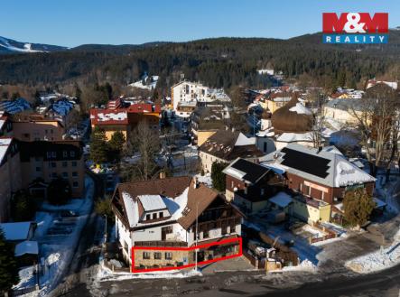 Pronájem obchodní prostor, 140 m²