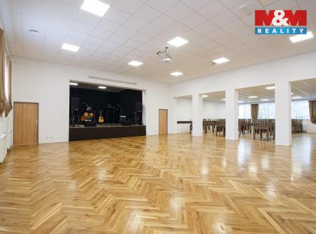 Pronájem restaurace, 635 m²