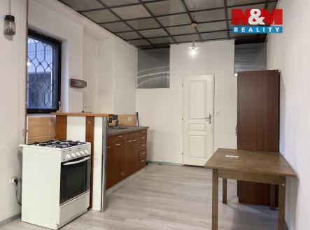 Pronájem bytu, 1+kk, 33 m²