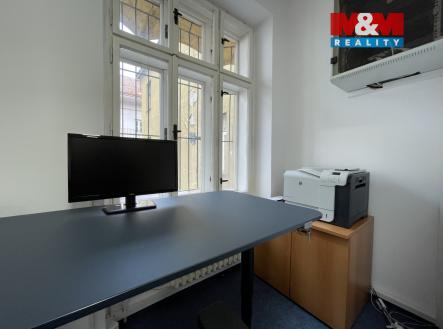Pronájem kanceláře, 174 m²