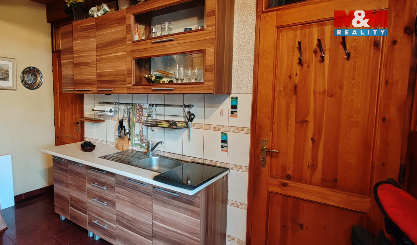 Louňovice kuchyň.jpg