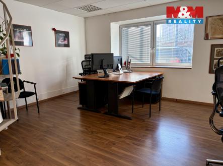 Prodej kanceláře, 119 m²