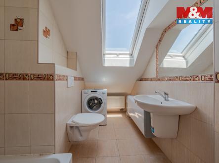 Pronájem bytu, 4+kk, 93 m²