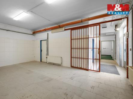 Pronájem obchodní prostor, 174 m²