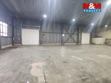 Pronájem skladovací prostor, 765 m²