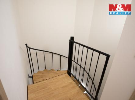 Pronájem bytu, 1+kk, 30 m²