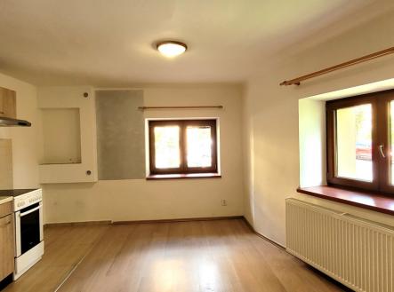 Pronájem bytu, 2+kk, 32 m²
