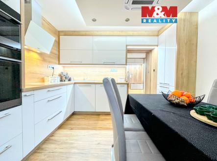 Prodej bytu, 3+1, 70 m²