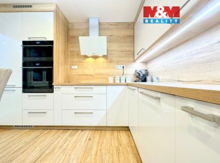 Prodej bytu, 3+1, 70 m²