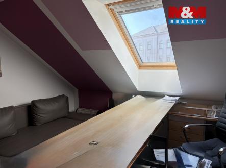 Pronájem kanceláře, 96 m²