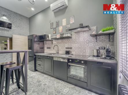 Prodej hotel, 650 m²