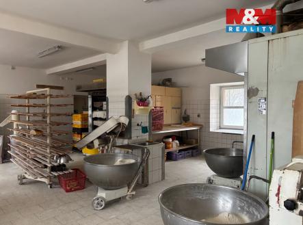 Prodej obchodní prostor, 1 055 m²