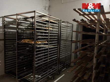 Prodej obchodní prostor, 1 055 m²