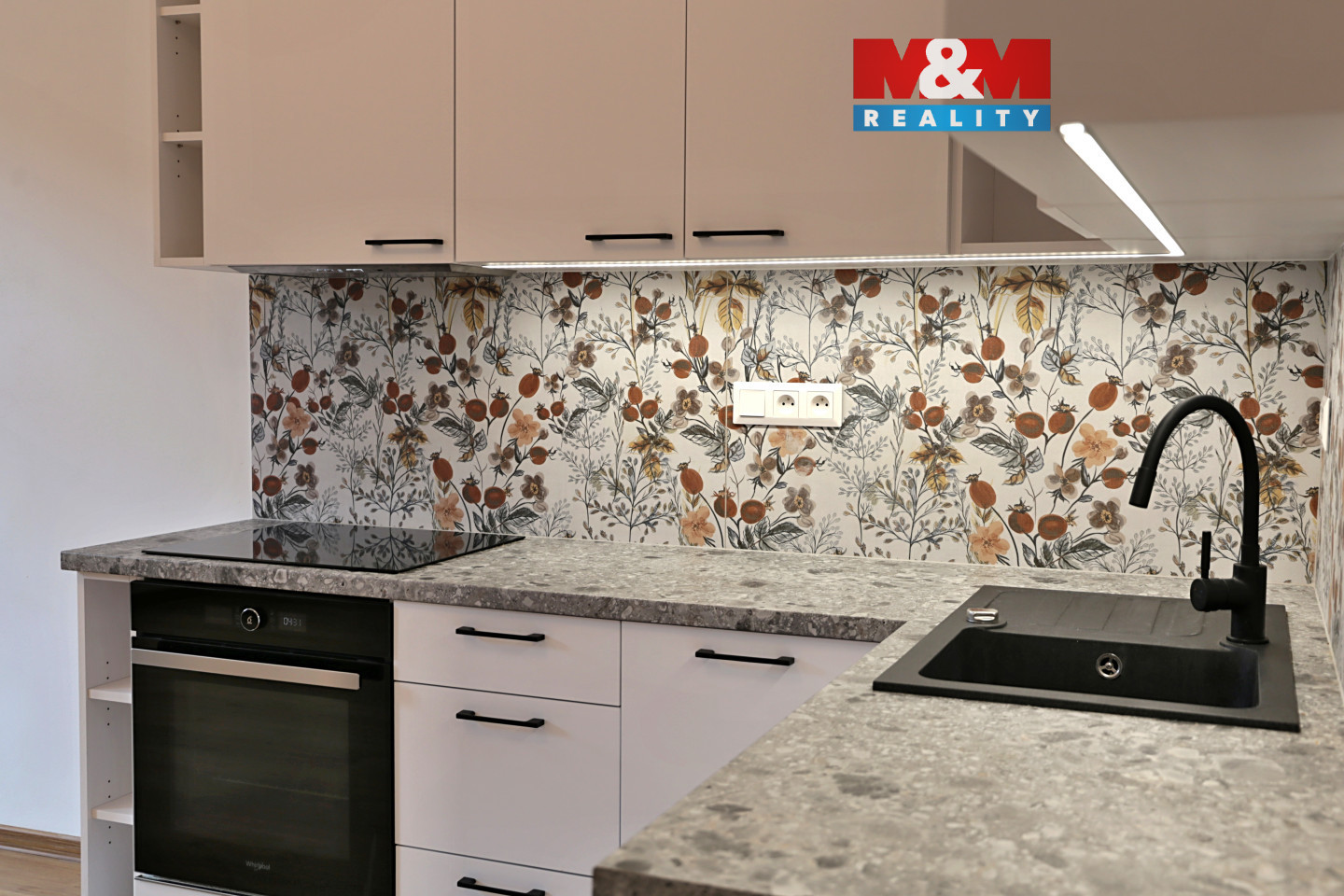 af4b8b8a-3964-4518-a147-3d964aab92b2 (1).jpg