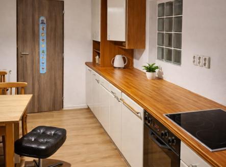 Pronájem bytu, 3+1, 98 m²